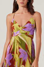 Load image into Gallery viewer, Blythe Dress in Floral