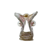 Load image into Gallery viewer, Oyster Hair Claw Clip
