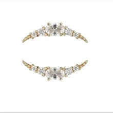 Load image into Gallery viewer, Lunita Stud Earrings