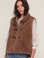 Load image into Gallery viewer, Hosk Vest