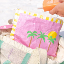 Load image into Gallery viewer, Daydream Prints Waterproof Beach Bags