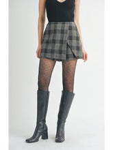 Load image into Gallery viewer, Bold Move Skort