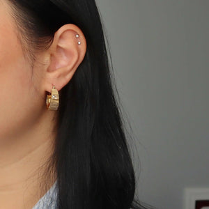 Stella Hoops