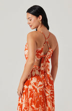 Load image into Gallery viewer, Blythe Floral Plisse Midi Dress