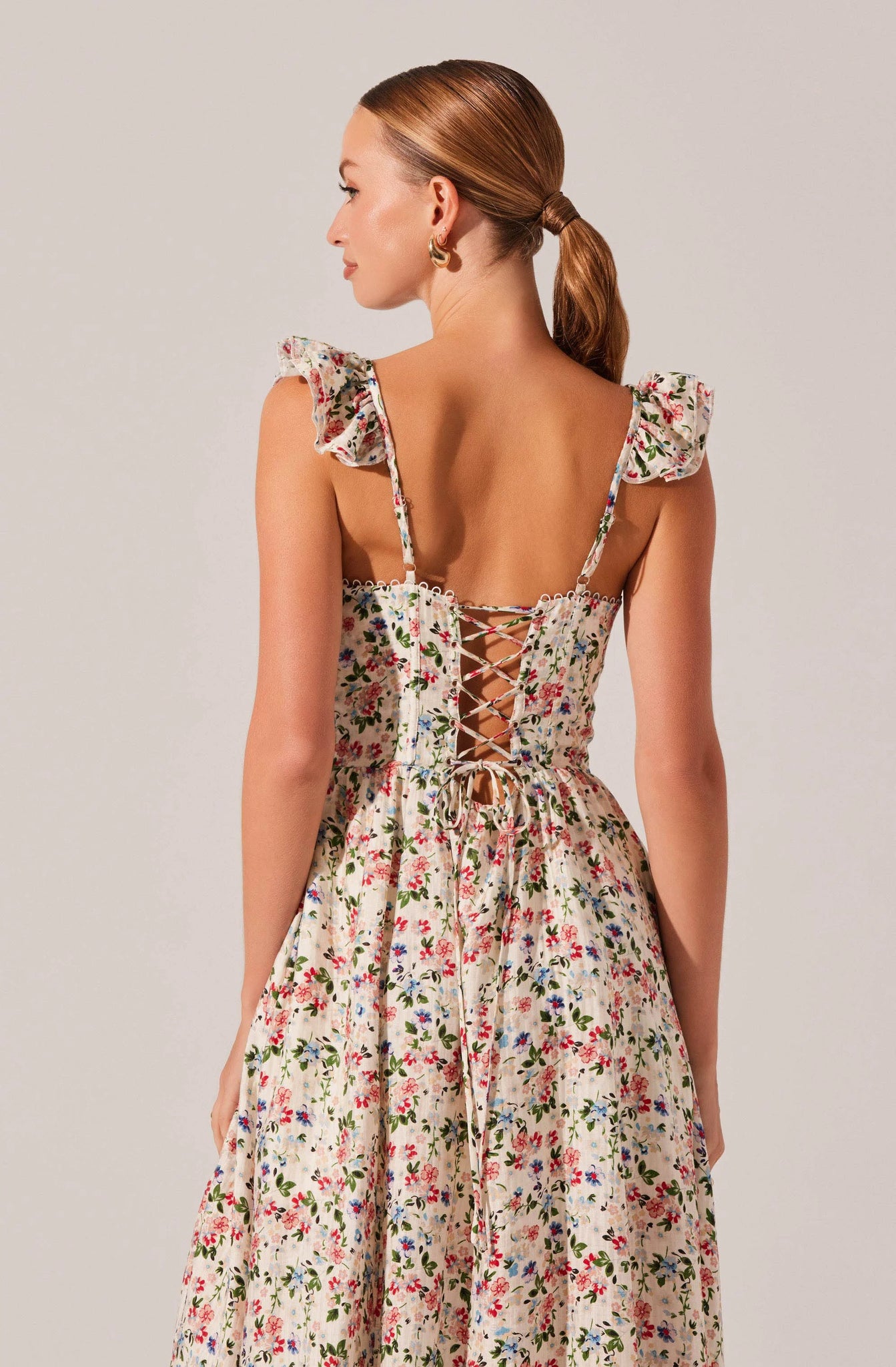 wedelia floral bustier ruffle midi dress ASTR the Label | Wedelia Floral Bustier Midi Dress in Cream Purple Floral