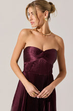 Load image into Gallery viewer, Ascella Dress