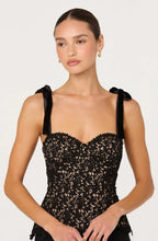 Load image into Gallery viewer, Donne Floral Lace Bustier Top