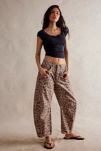 Load image into Gallery viewer, Good Luck Barrel Jeans in Brown Sugar