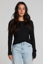 Load image into Gallery viewer, Porta Long Sleeve - Black, front