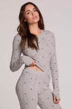 Load image into Gallery viewer, Porta Long Sleeve - Light Heather Grey, front detail