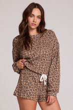 Load image into Gallery viewer, Suzzans Sweatshirt - Leopard, front
