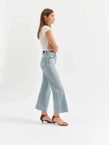 Pleaser Denim in Miracle