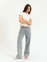 Load image into Gallery viewer, 1999 Jeans Slouch 90's Fit in Lovers Knot