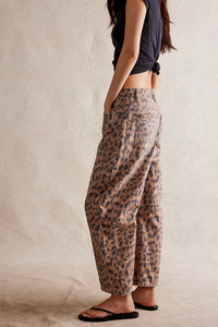 Good Luck Barrel Jeans in Brown Sugar