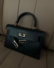 Load image into Gallery viewer, Hariette handle bag in Black