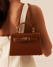 Load image into Gallery viewer, Hariette handle bag in Tan