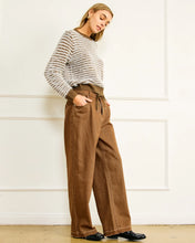 Load image into Gallery viewer, Lyon Sweater