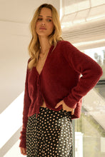 Load image into Gallery viewer, Dovere Sweater - Merlot, side