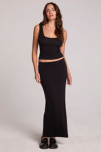 Load image into Gallery viewer, Verze Black Top, full body front