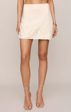 Load image into Gallery viewer, Daya Embroidered Linen Skirt