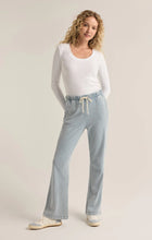 Load image into Gallery viewer, Hunter Knit Denim Pant in Washed Indigo