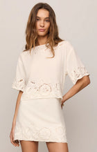 Load image into Gallery viewer, Daya Embroidered Linen Top
