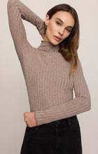 Load image into Gallery viewer, Hattie L/S Top Heather Ash detail 4