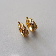 Load image into Gallery viewer, Stella Hoops