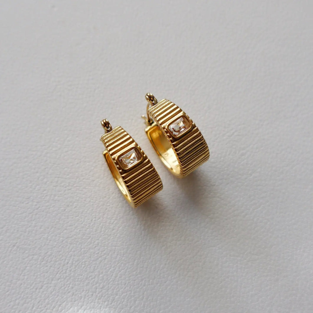 Stella Hoops