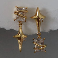 Load image into Gallery viewer, Starlight Dangle Earrings