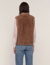 Load image into Gallery viewer, Hosk Vest
