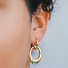 Load image into Gallery viewer, Gold Hoop - Coupled - Earrings