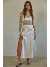 Load image into Gallery viewer, Aubrey Lace Top in Ivory