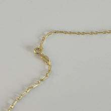 Load image into Gallery viewer, Seashell Necklace