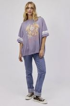 Load image into Gallery viewer, Hazy Violet Queen Varsity Crest OS Tee