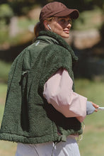 Load image into Gallery viewer, Scout It Out Fleece Vest in Ivy