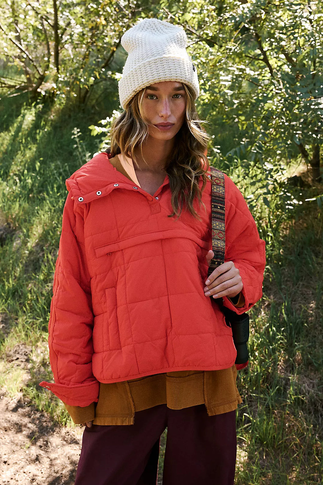 Pippa Packable Pullover in Cherry Tomato