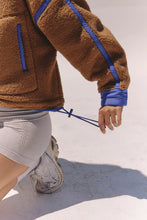 Load image into Gallery viewer, Mountain High Half Zip in Twig Combo