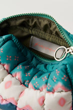Load image into Gallery viewer, Printed Quilted Mini Case
