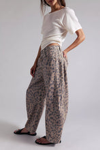 Load image into Gallery viewer, Lucy Off The Shoulder Tee in Sugar