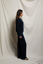 Load image into Gallery viewer, Ziggy Sweatshirt in Navy