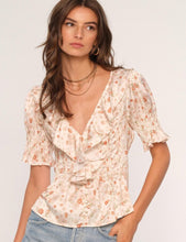 Load image into Gallery viewer, Eugenia Top