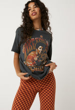 Load image into Gallery viewer, Aretha Franklin Daydreaming Weekend Tee