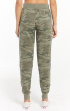 Load image into Gallery viewer, Dark Green Camo Joggers
