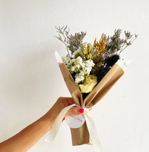 Load image into Gallery viewer, Chic Dried Flower Bouquet