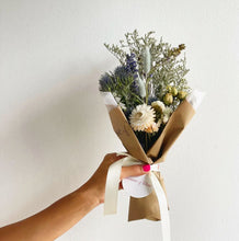 Load image into Gallery viewer, Chic Dried Flower Bouquet